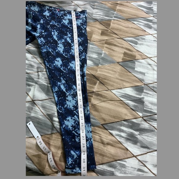 Spunk Stretchable Workout Pants - Picture 11 of 11